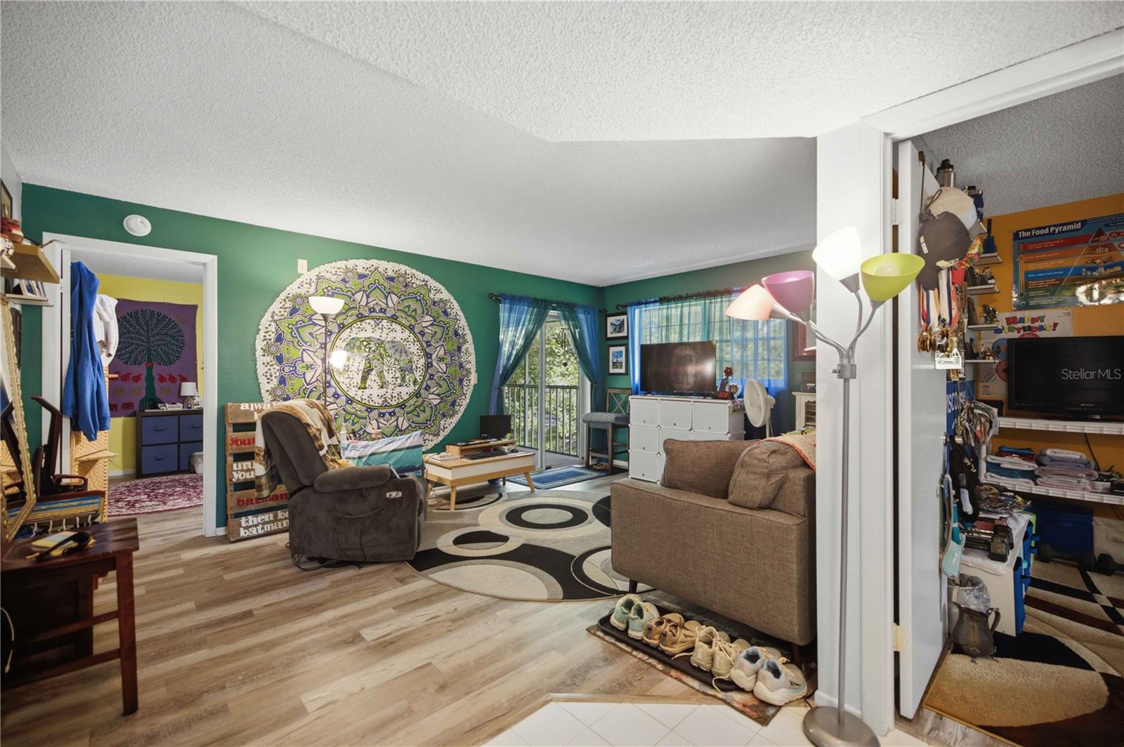 571 Midway Trak #j201 Property Photo 7