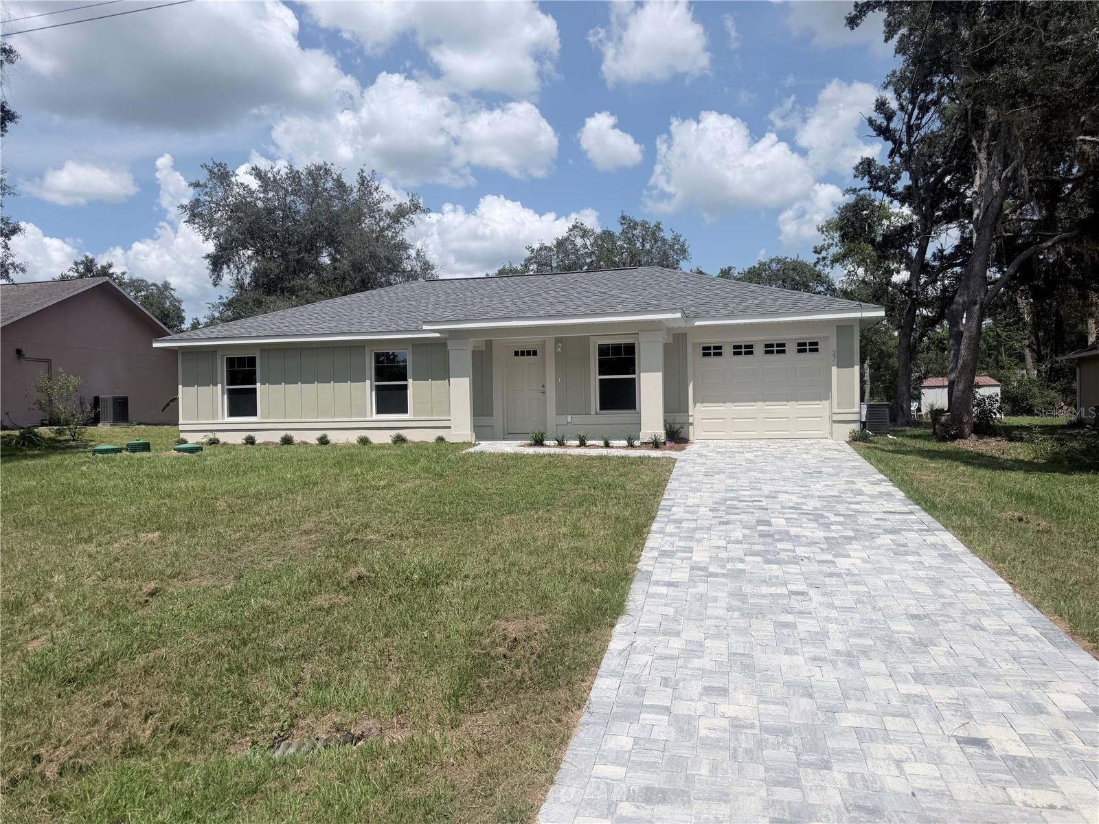 23 Oak Circle Property Photo 1