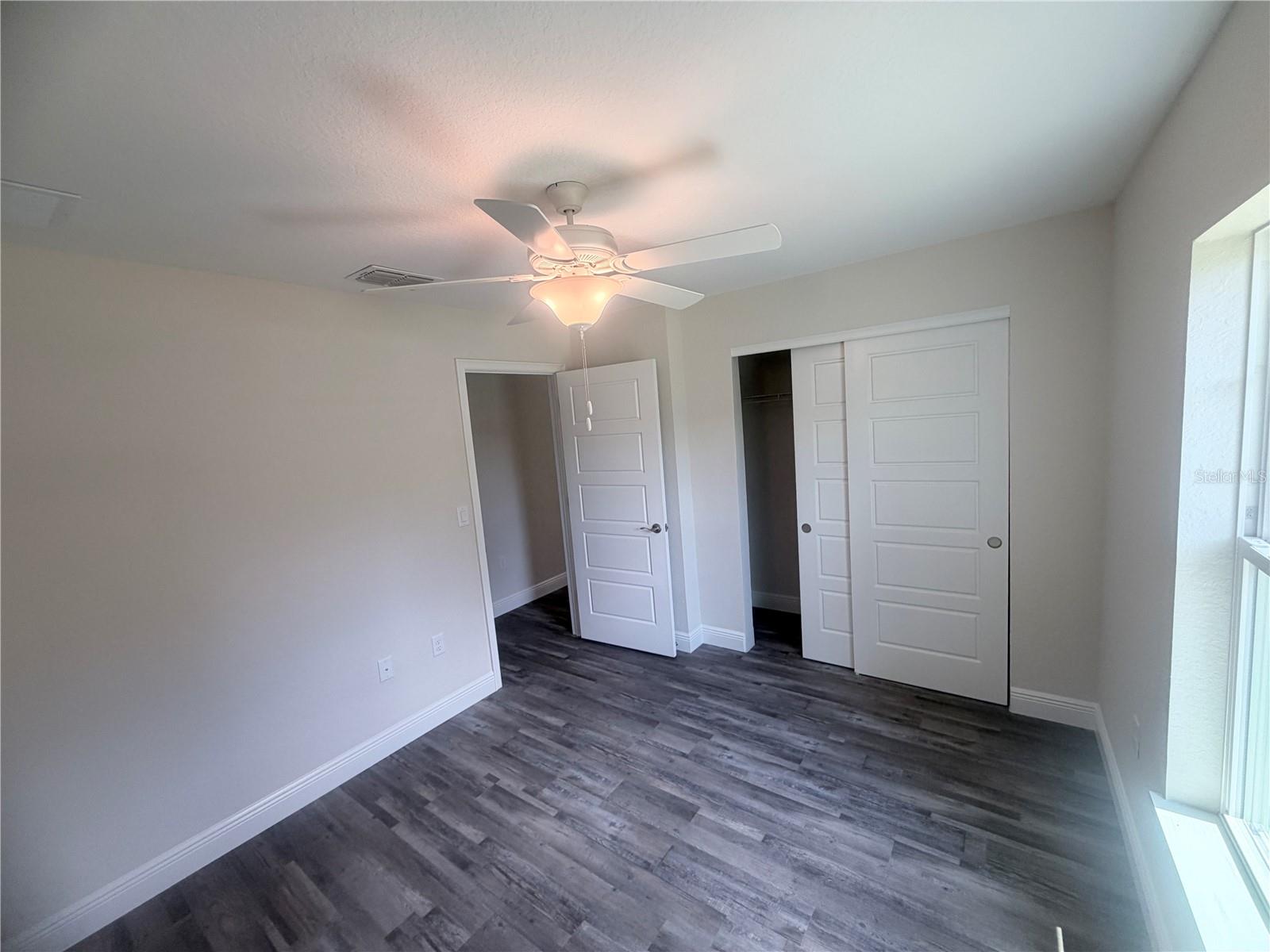 23 Oak Circle Property Photo 13