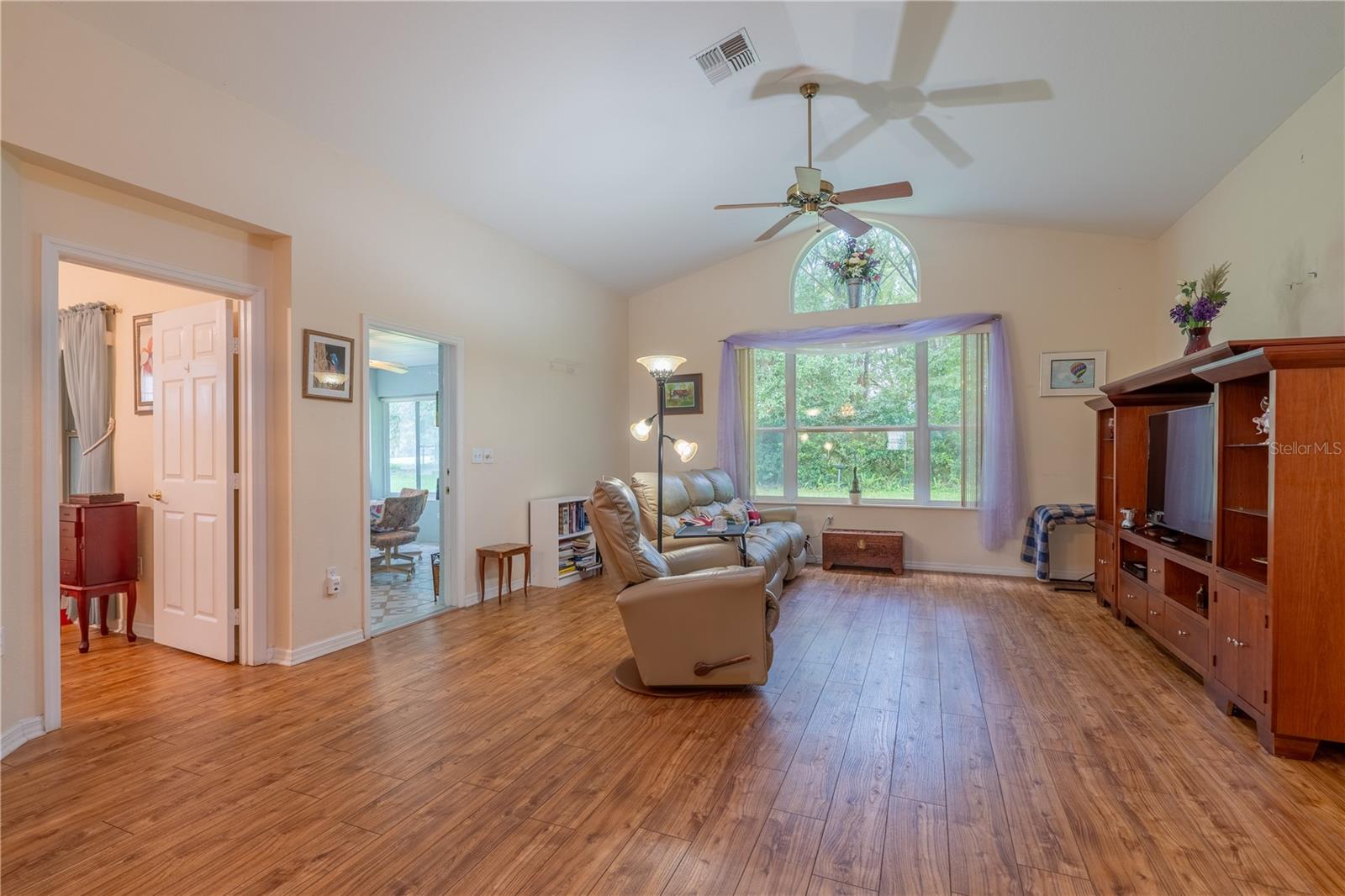 10971 Sw 69th Cir Property Photo 5