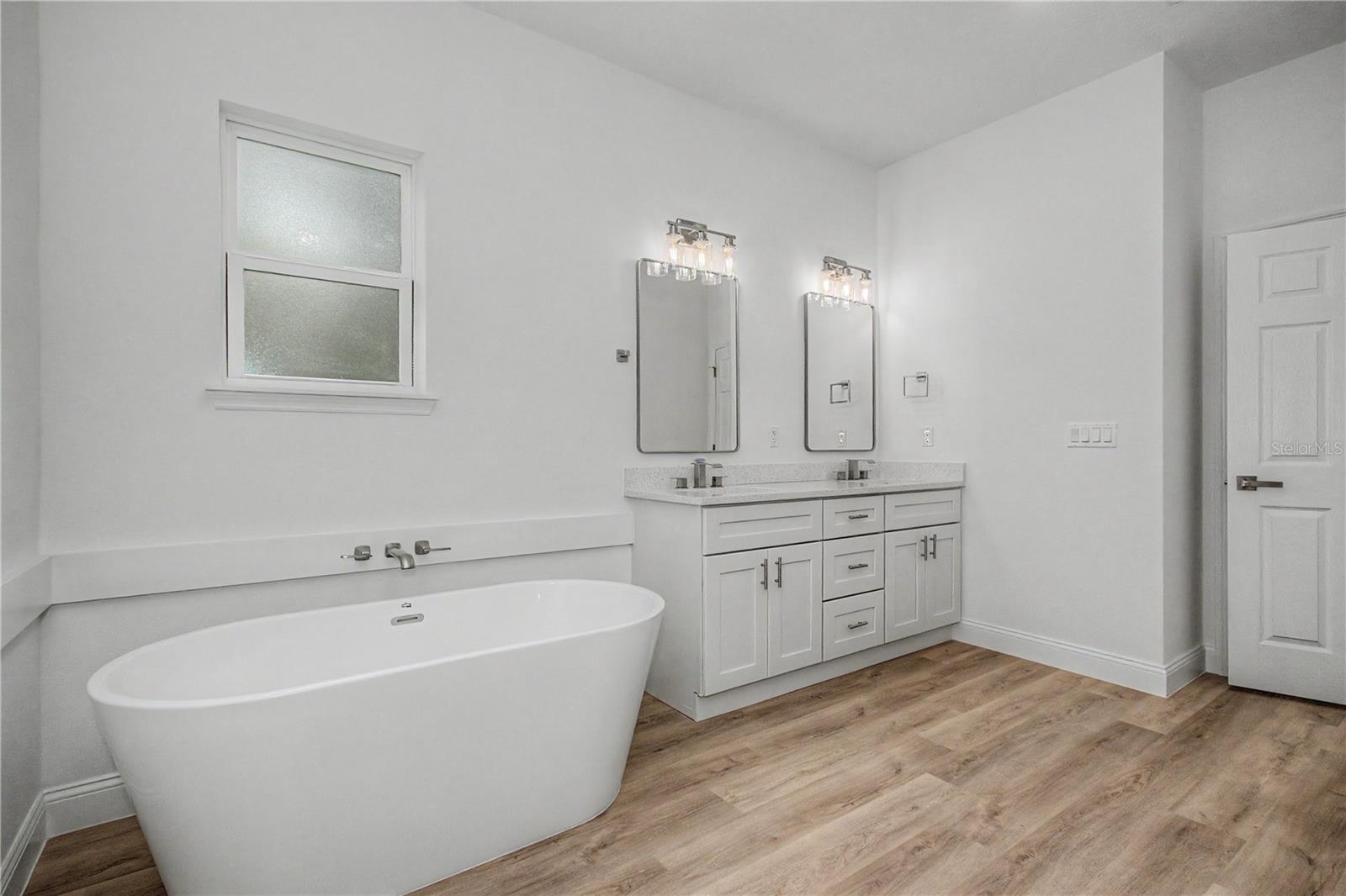 3843 Sw 131st Place Rd Property Photo 40