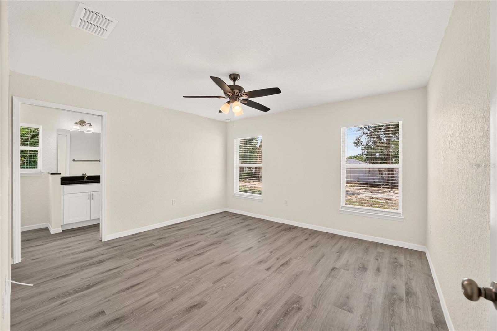 7 Cypress Rd Property Photo 9
