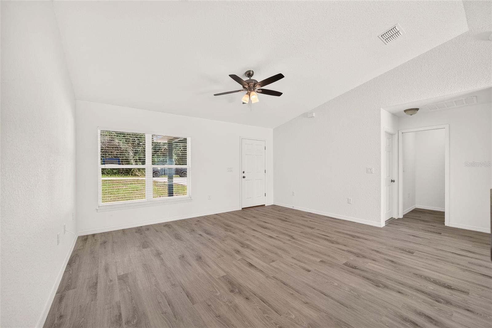 7 Cypress Rd Property Photo 28