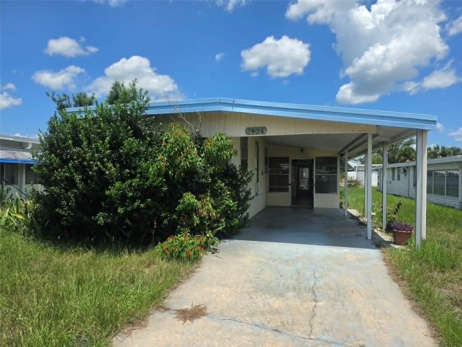 1404 Highland Ave Property Photo 1