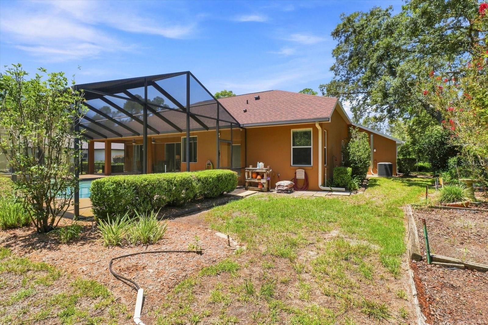 16 Cactus St Property Photo 40