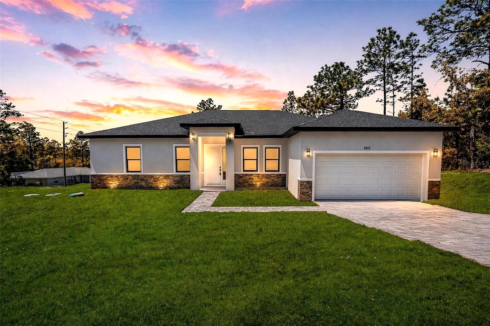 8812 N LANSEN WAY Property Photo 1
