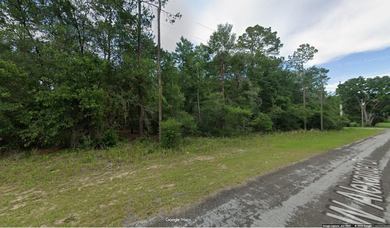 1588 W Alexander Dr Property Photo 2