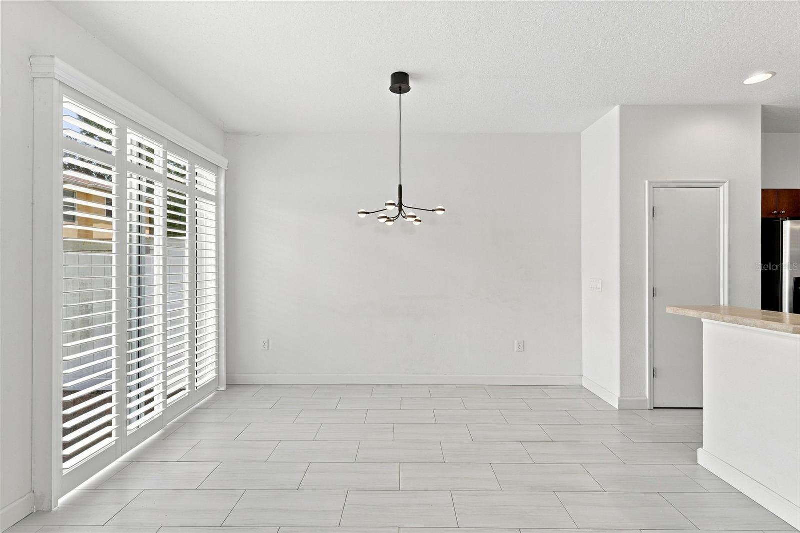 340 Golden Dewdrop Way Property Photo 11