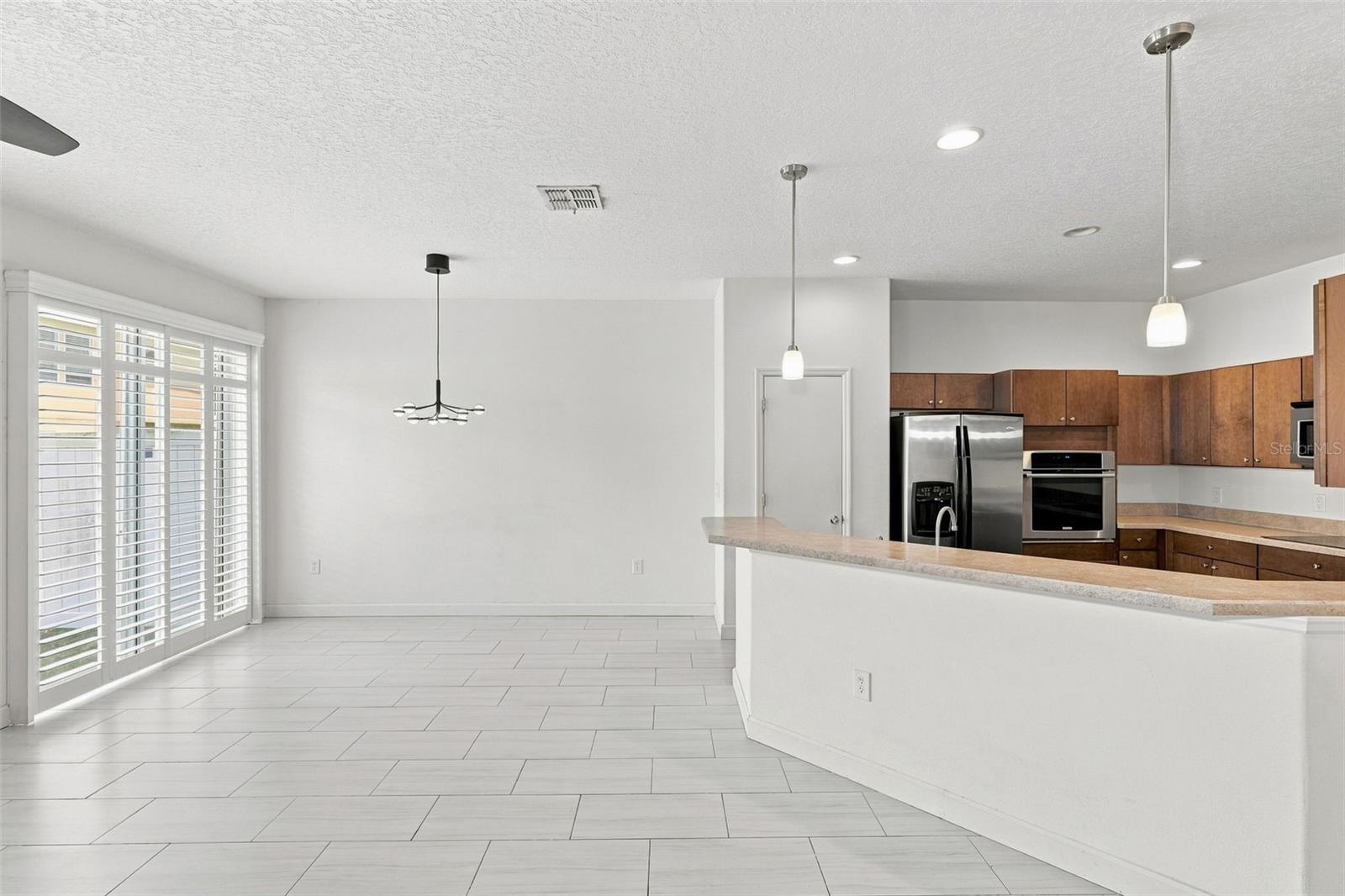 340 Golden Dewdrop Way Property Photo 12