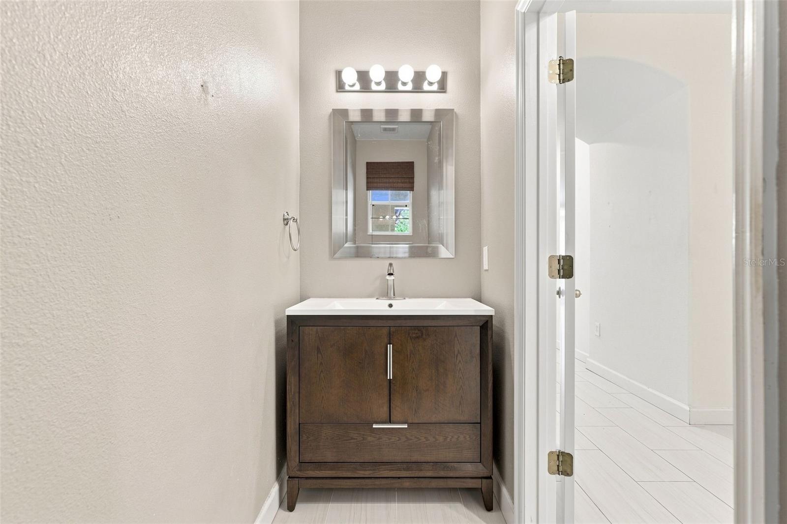 340 Golden Dewdrop Way Property Photo 19