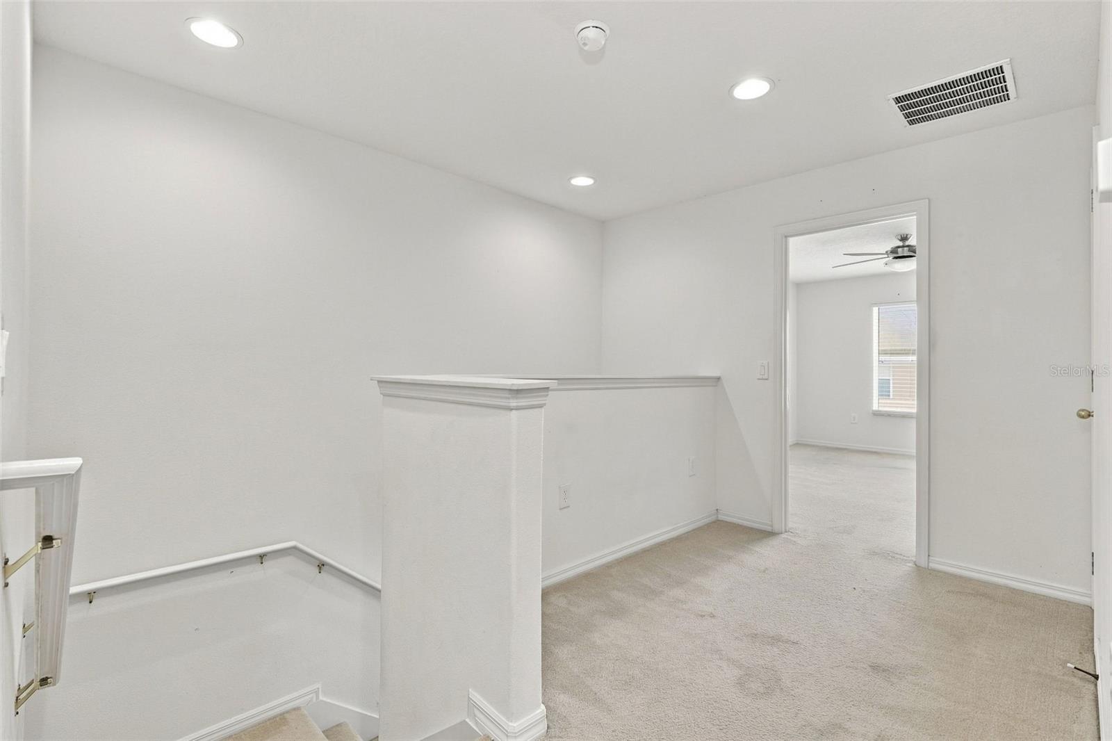 340 Golden Dewdrop Way Property Photo 20