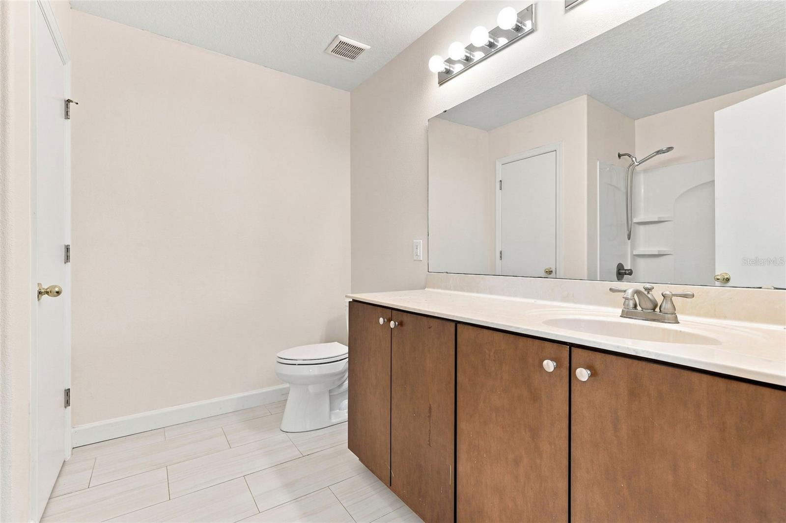 340 Golden Dewdrop Way Property Photo 24