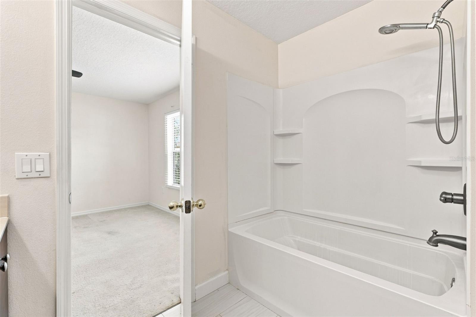 340 Golden Dewdrop Way Property Photo 25