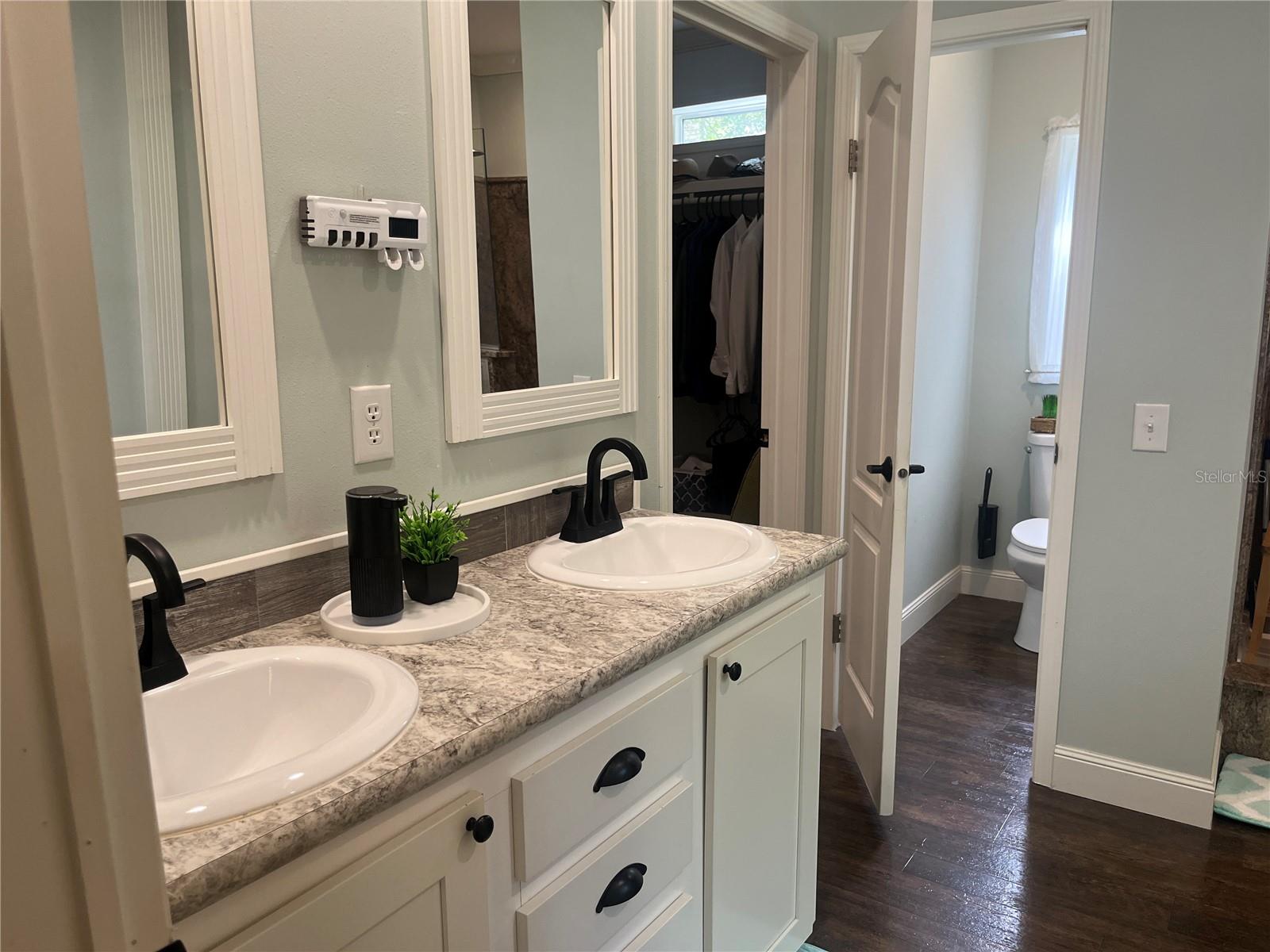 4050 Sw 178th Ter Property Photo 15