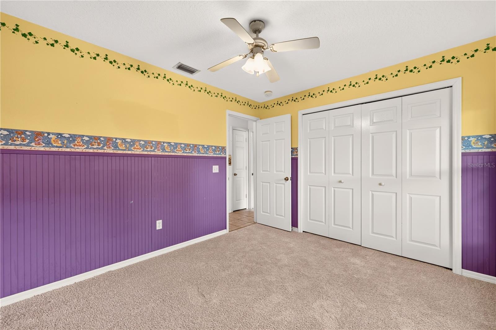 211 Edison St Property Photo 28