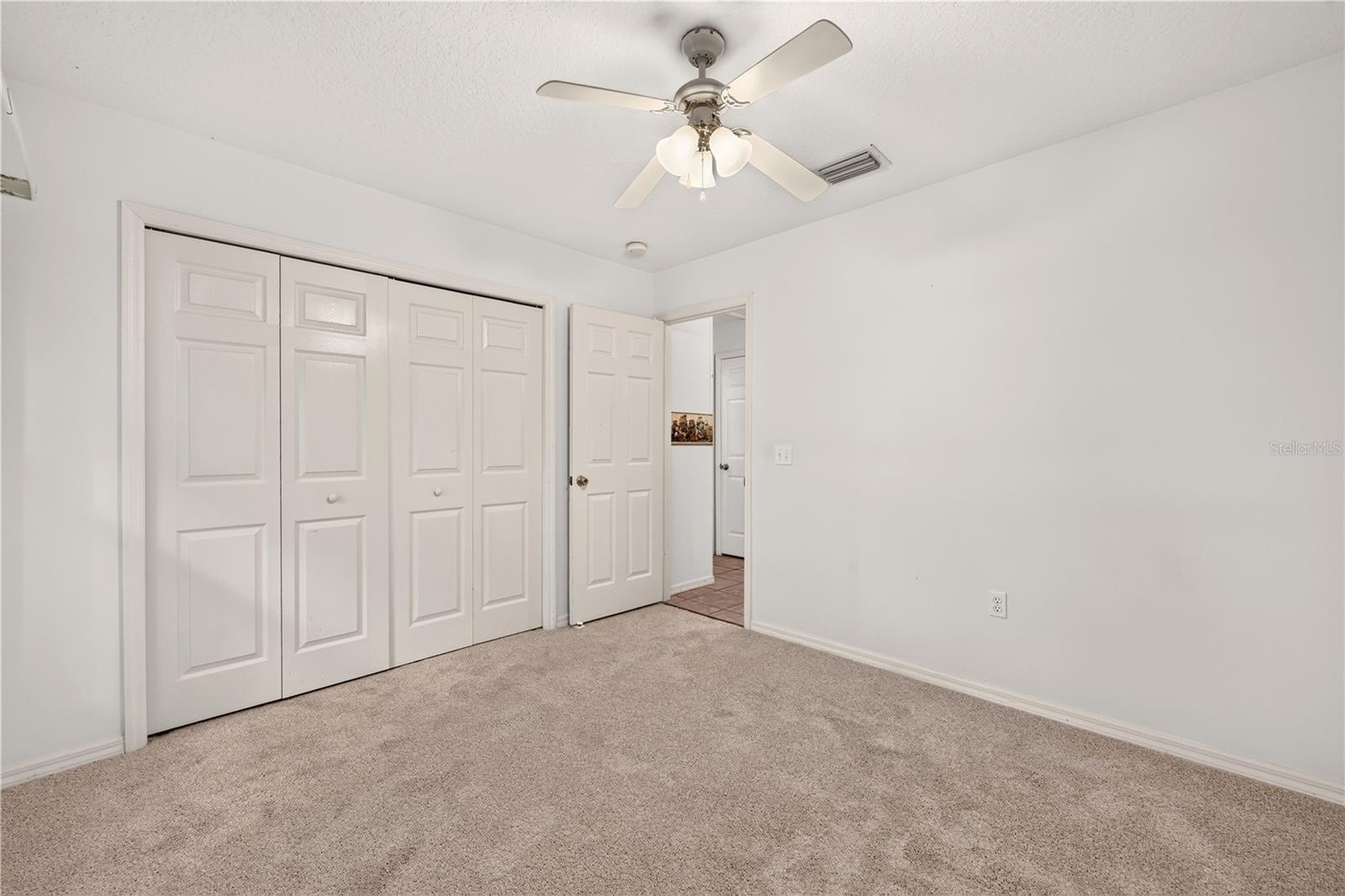 211 Edison St Property Photo 31
