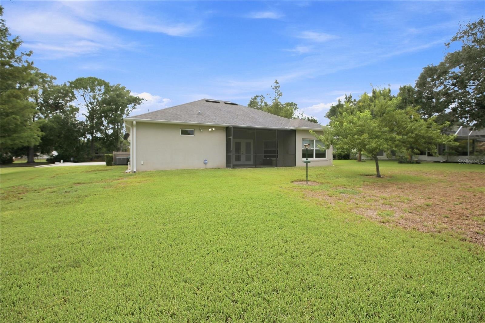 555 Dowling Cir Property Photo 32