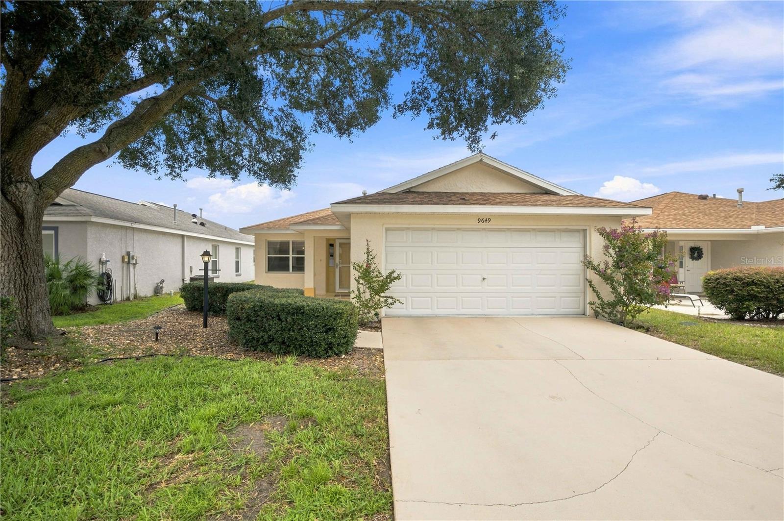 9649 Sw 93rd Loop Property Photo 1