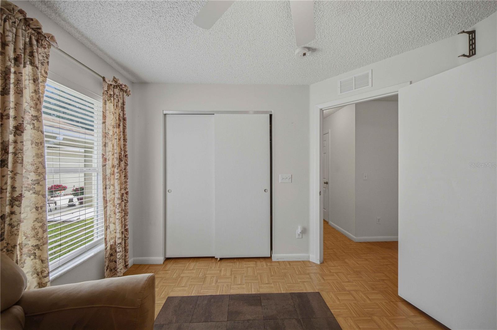 9649 Sw 93rd Loop Property Photo 17