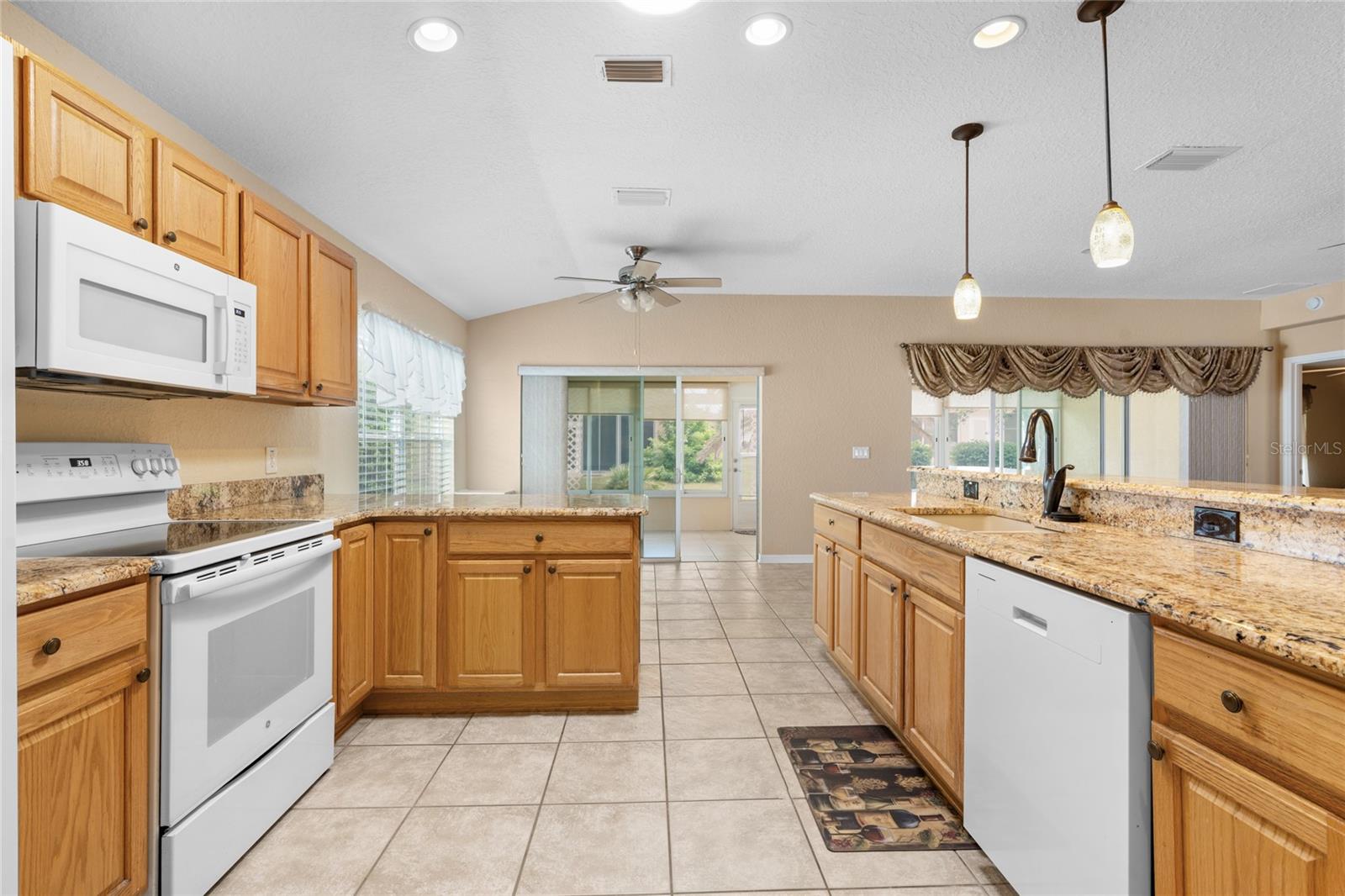 9215 Se 118th Loop Property Photo 15