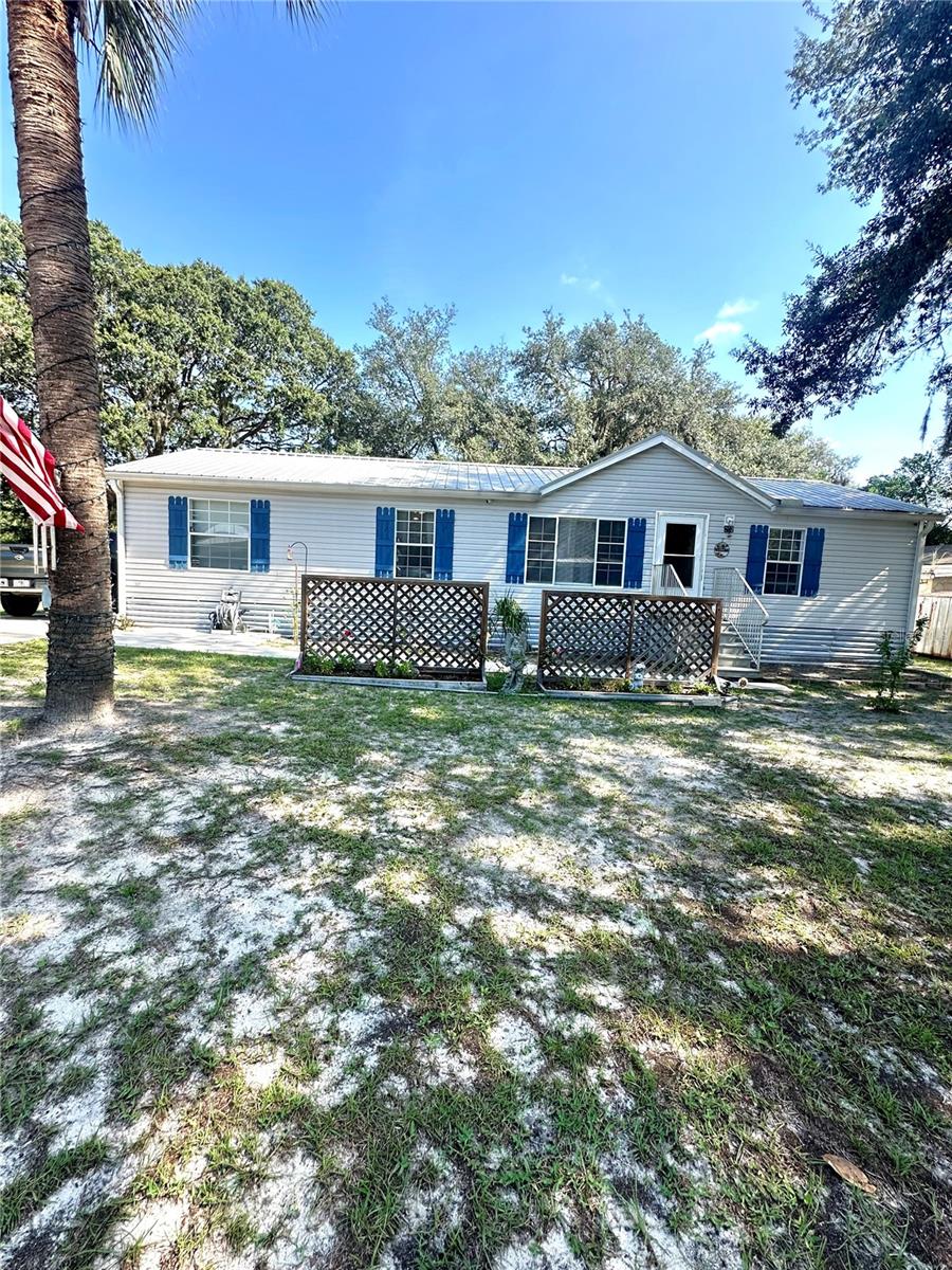 202 Ash St Property Photo 2