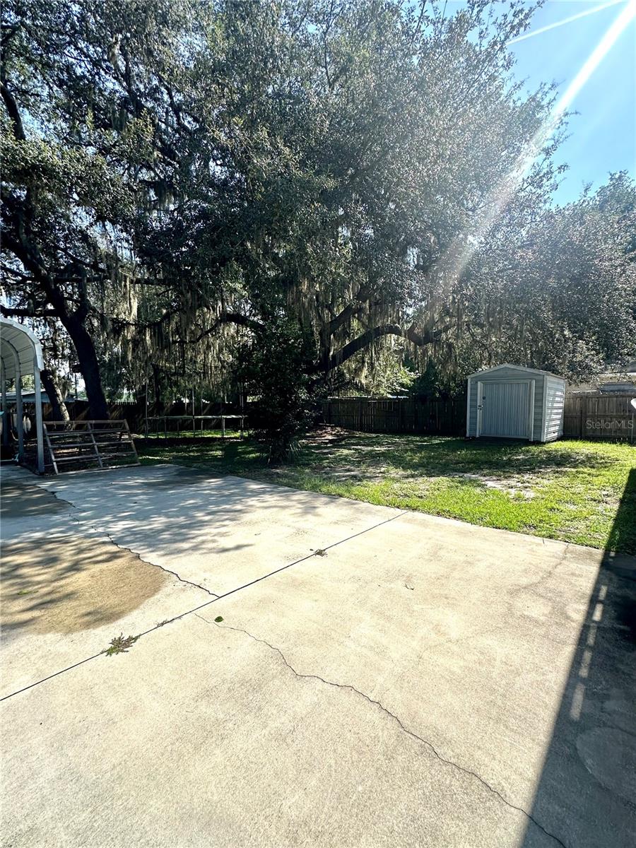 202 Ash St Property Photo 8