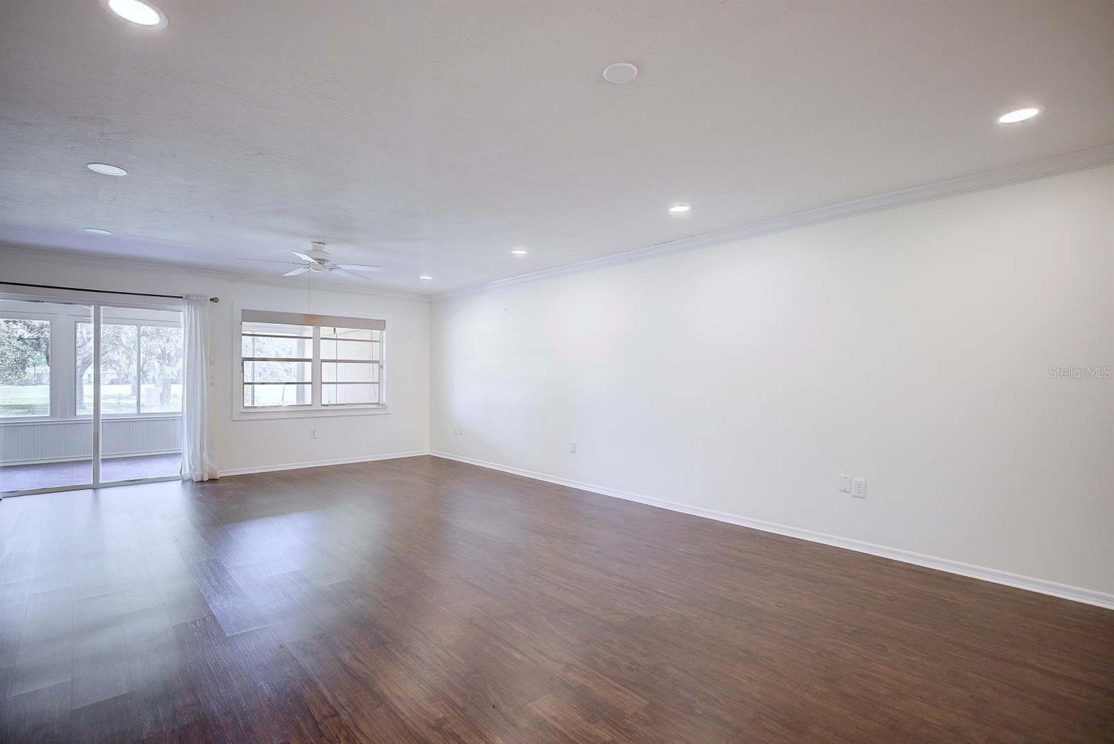 3855 Rodeo Dr Property Photo 11