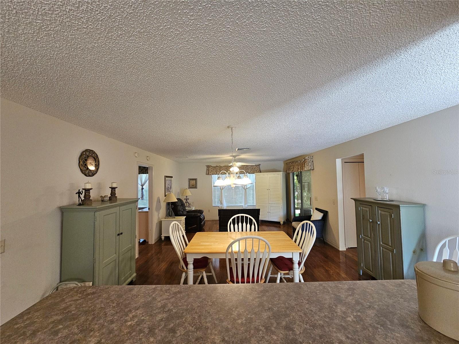 945 Candler Pl Property Photo 5