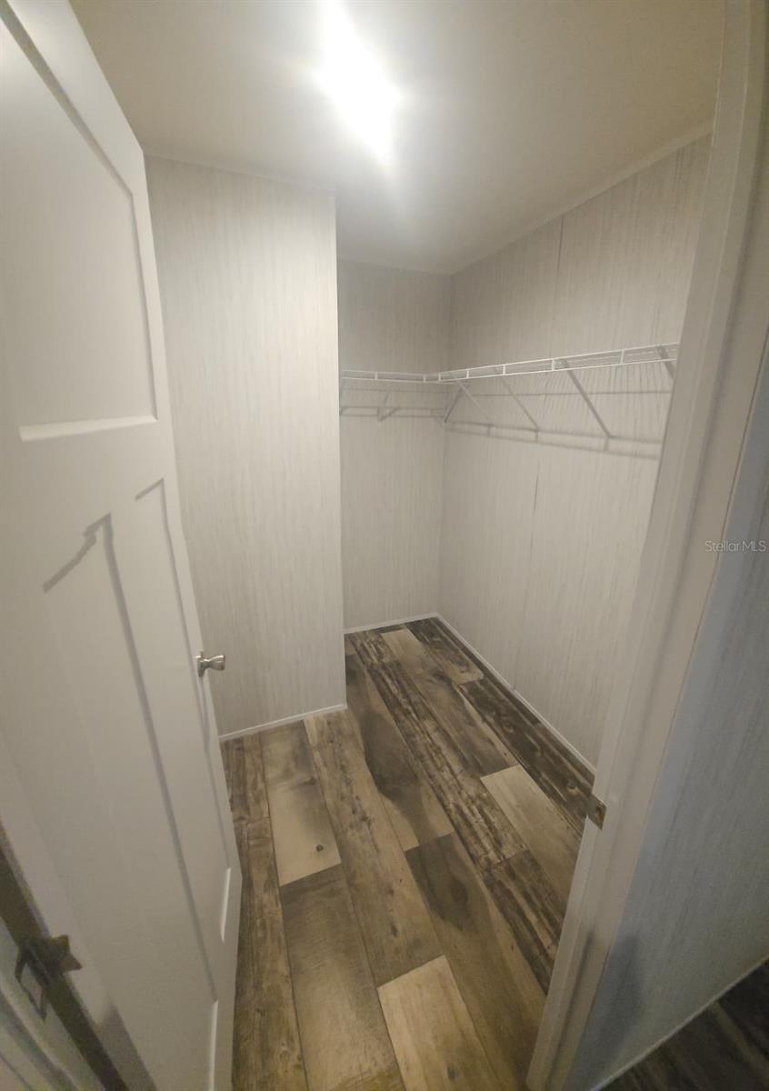 862 Ne Coldwater Ave Property Photo 13