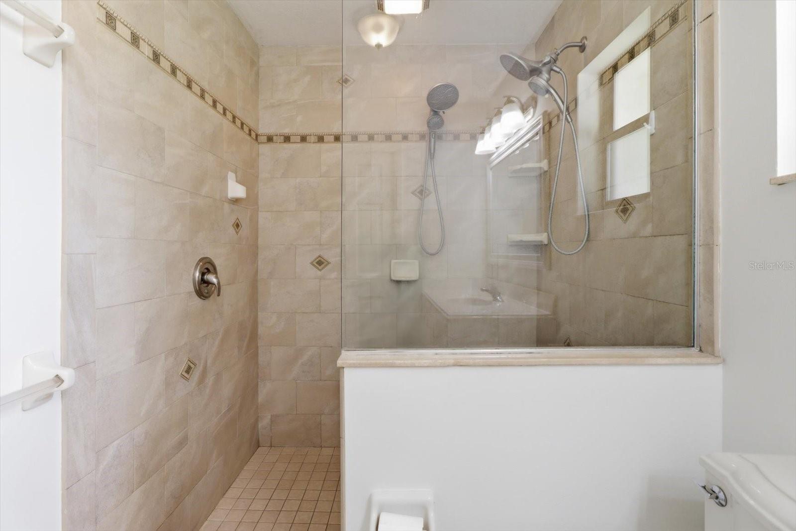 9685 W Tom Mason Dr Property Photo 13