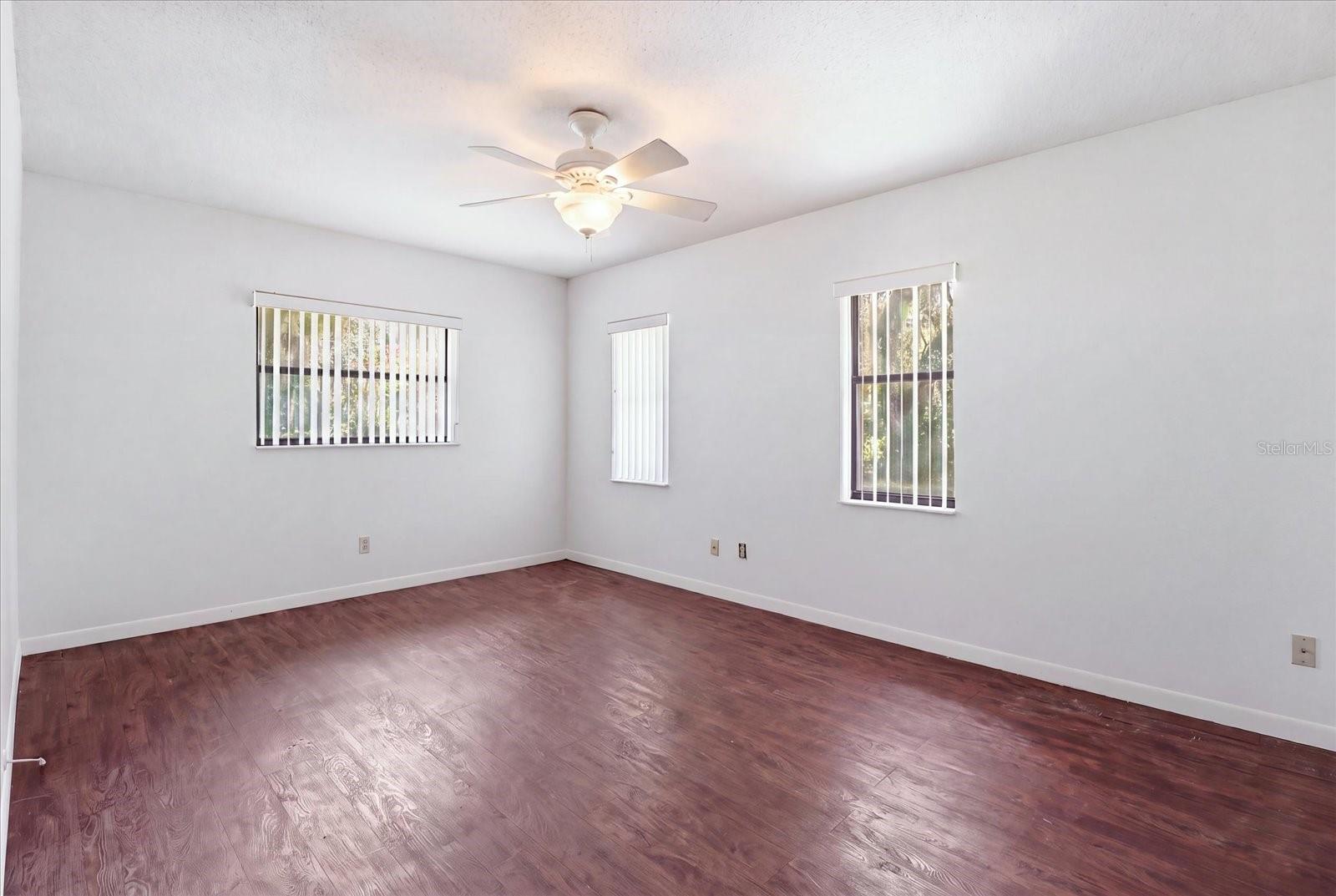 9685 W Tom Mason Dr Property Photo 14