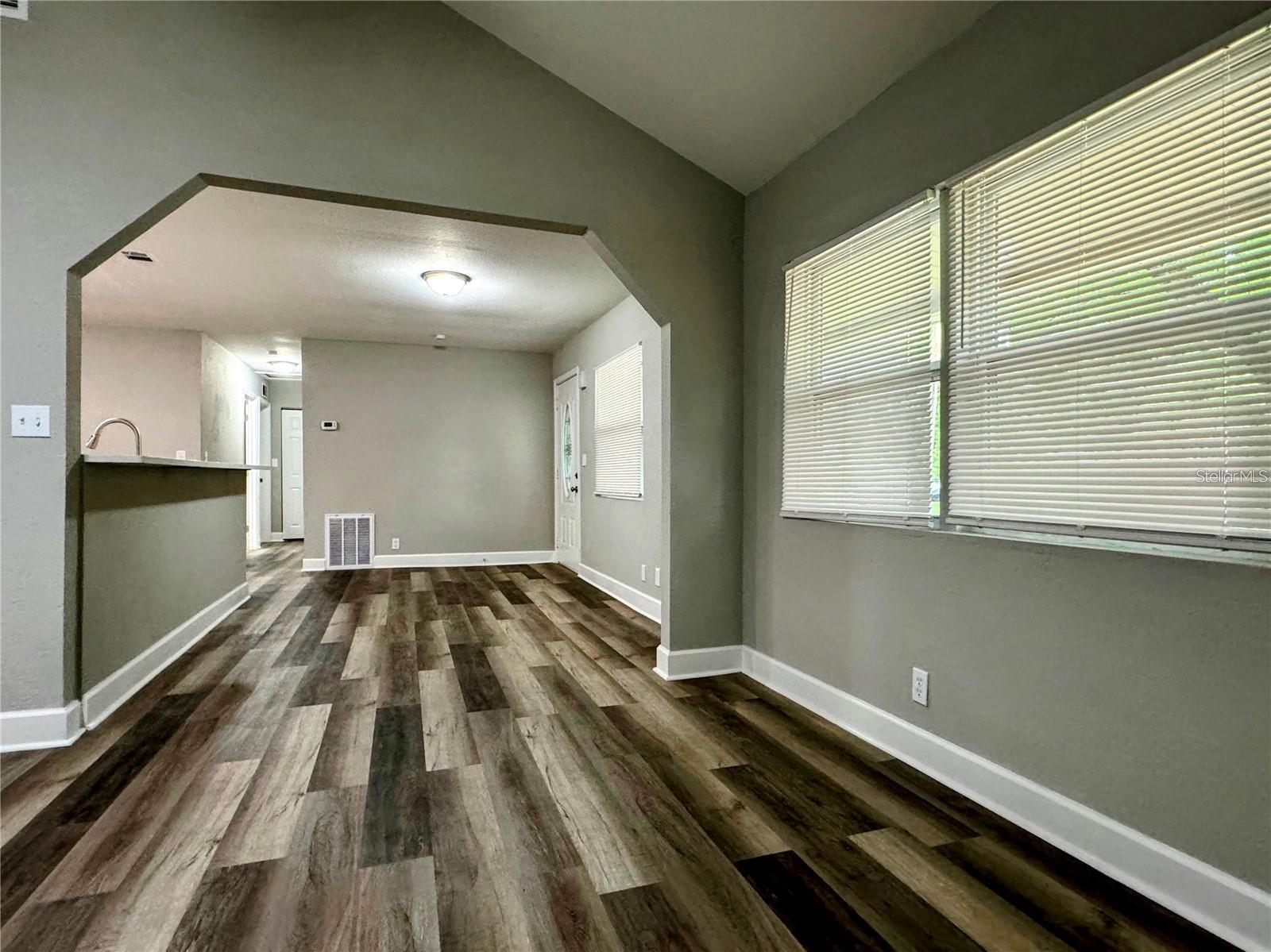 810 Nw 59th Ct Property Photo 13