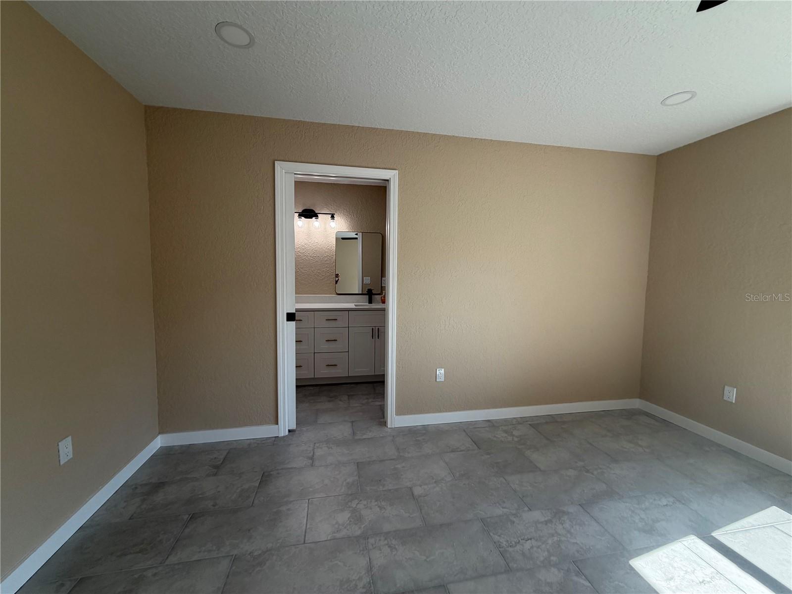 13268 Se 44th Ct Property Photo 12