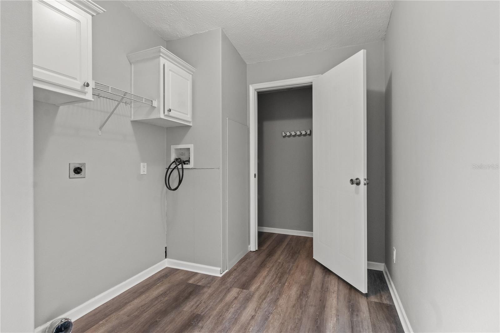 570 Sw 78th Ter Property Photo 29