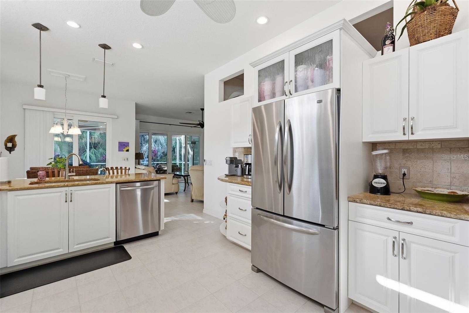 5127 Hanging Moss Ln Property Photo 16