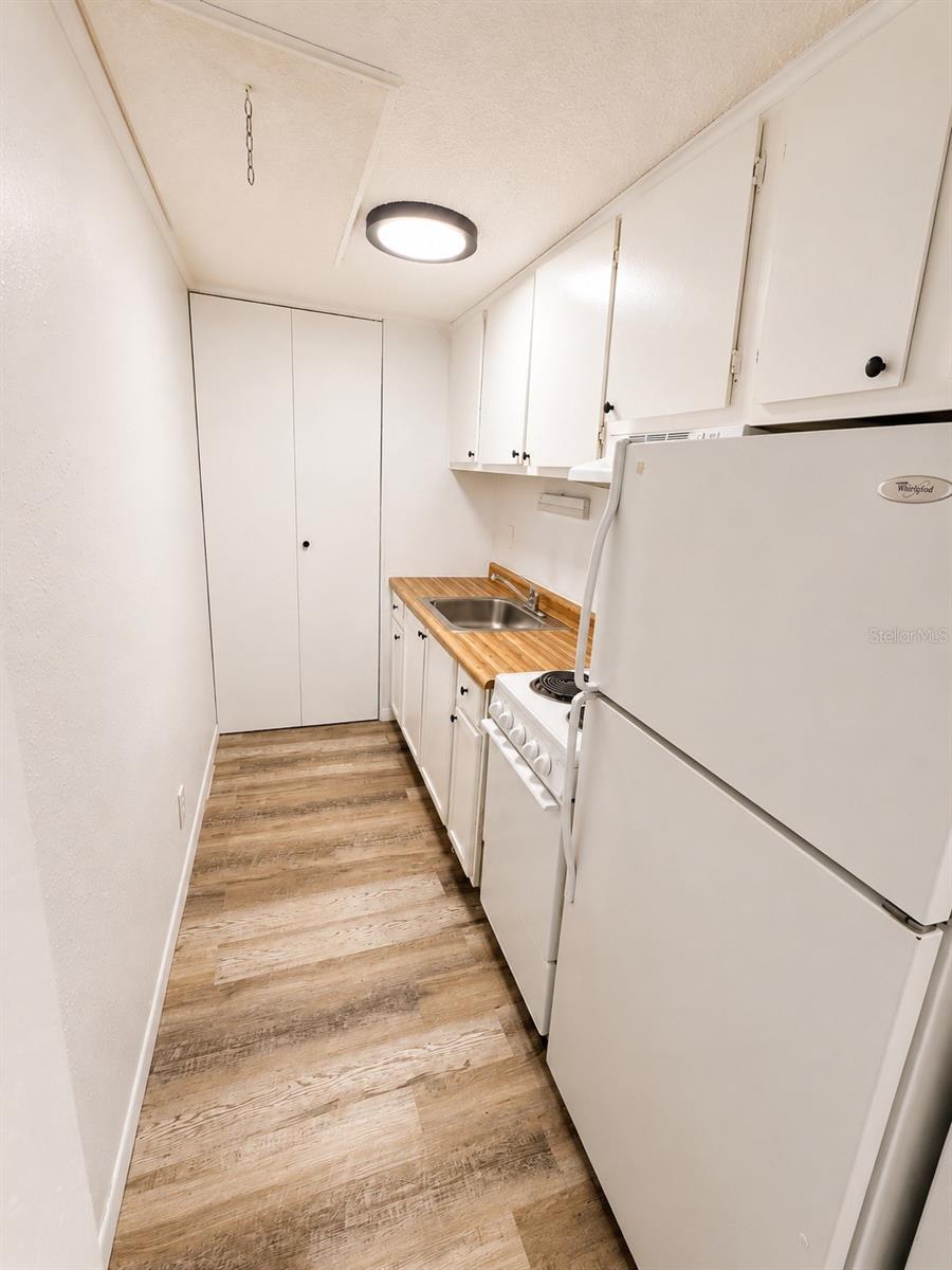 420-420 Mills St #20 Property Photo 7