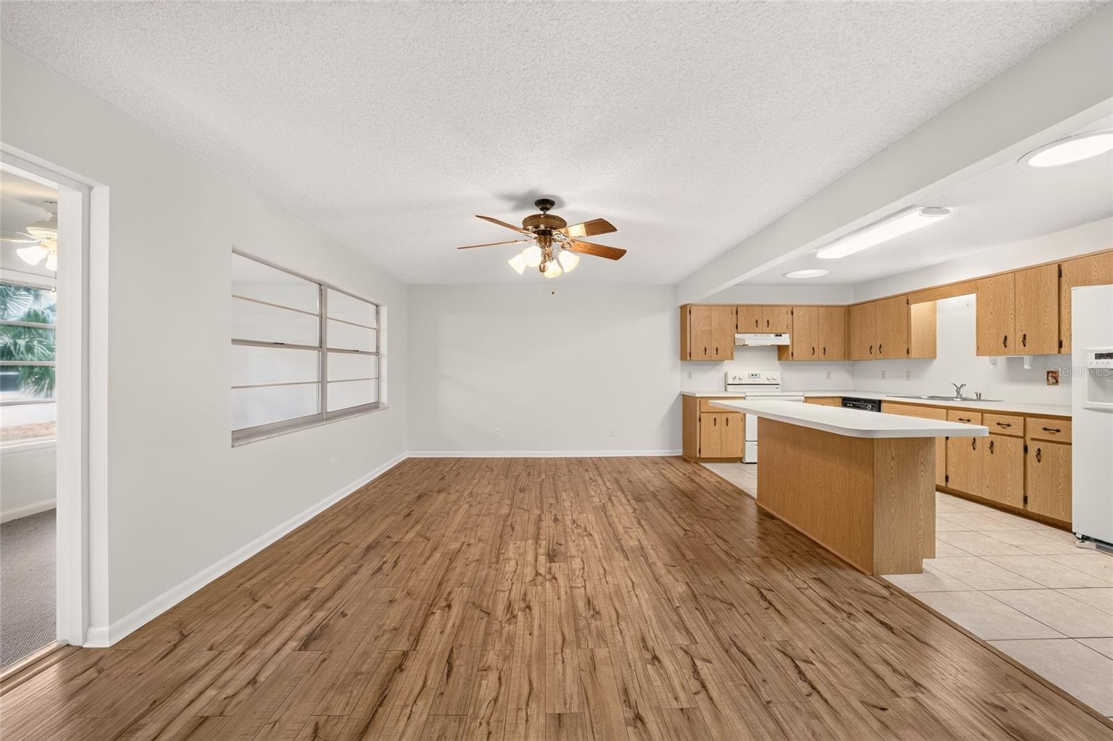 8540 Sw 90th Pl #a Property Photo 12