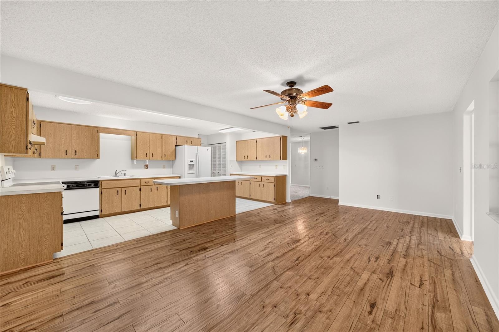 8540 Sw 90th Pl #a Property Photo 17