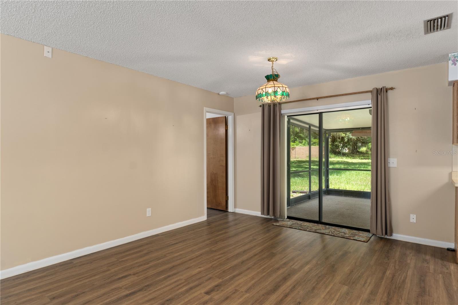 9390 E Windwood Loop Property Photo 7