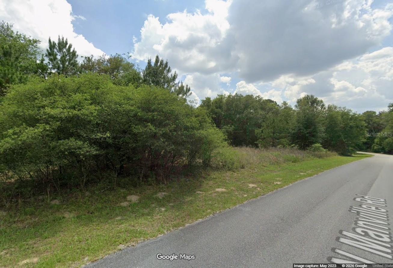8109 N Manville Rd Property Photo 1
