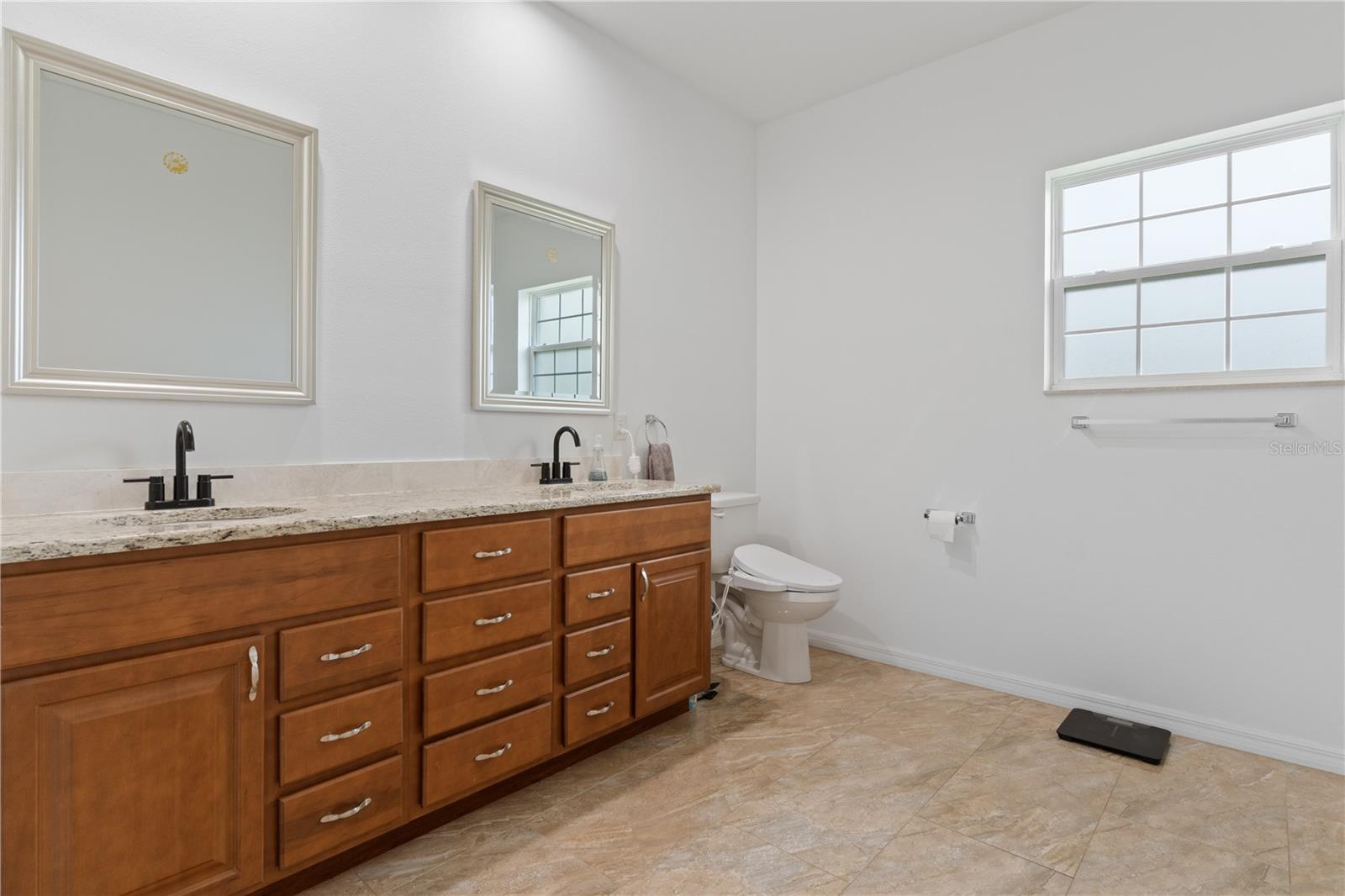 8451 Nuzum Rd Property Photo 23