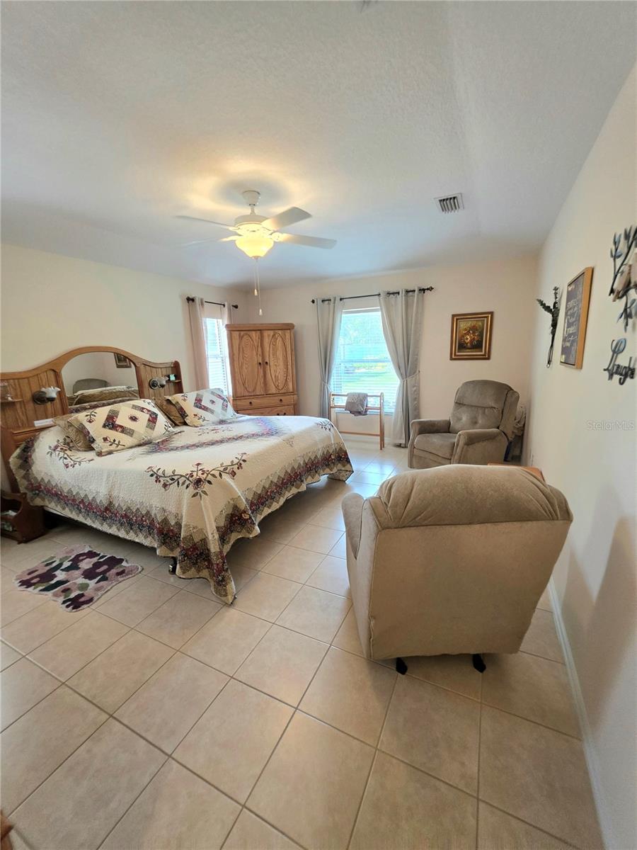 3910 Sw 103rd Street Rd Property Photo 12