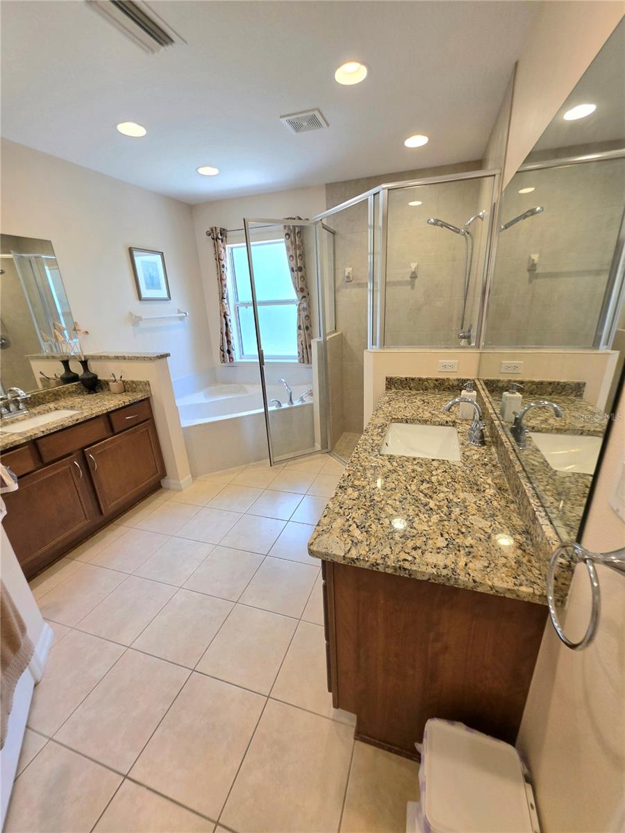 3910 Sw 103rd Street Rd Property Photo 14