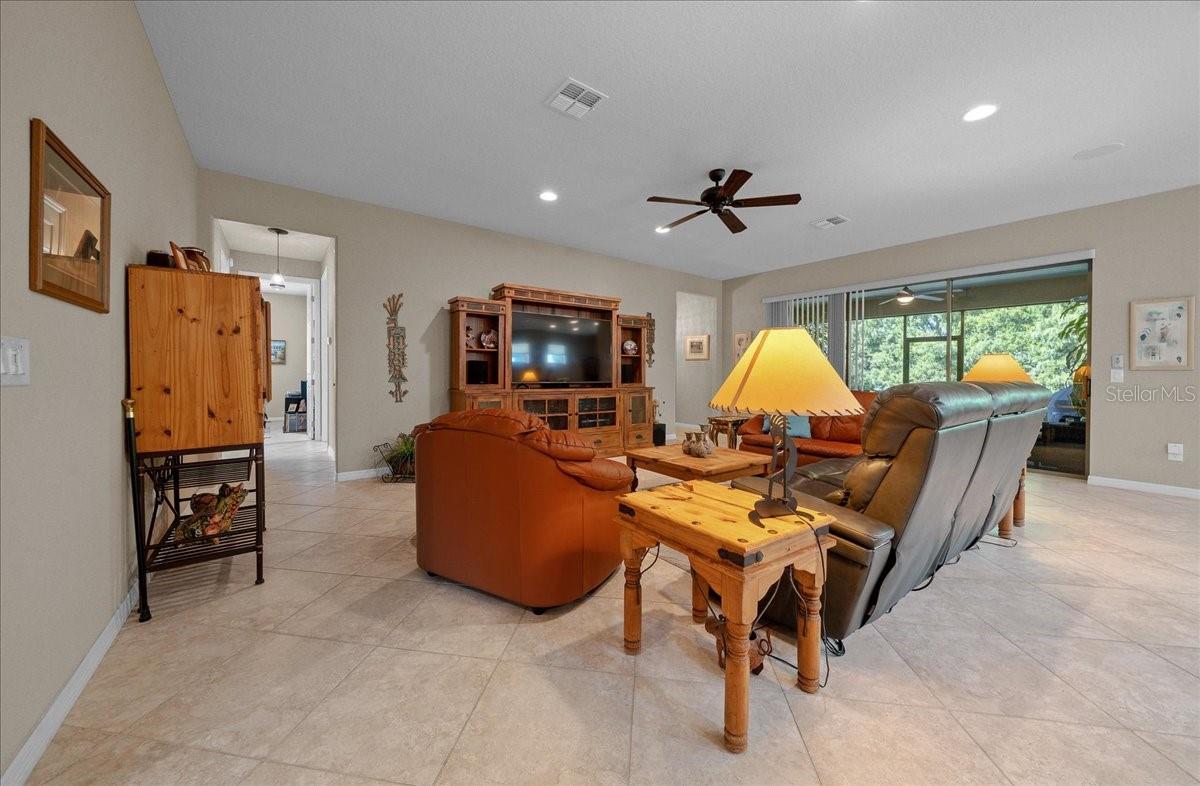 7646 Sw 100th Ct Property Photo 8