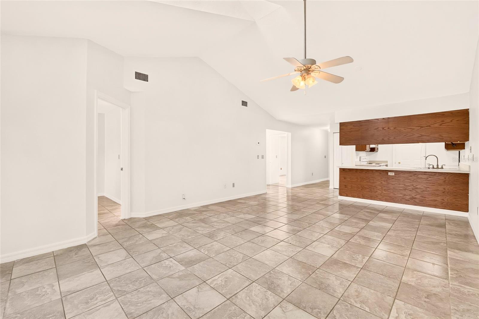 7797 Ne 20th Ct Property Photo 4