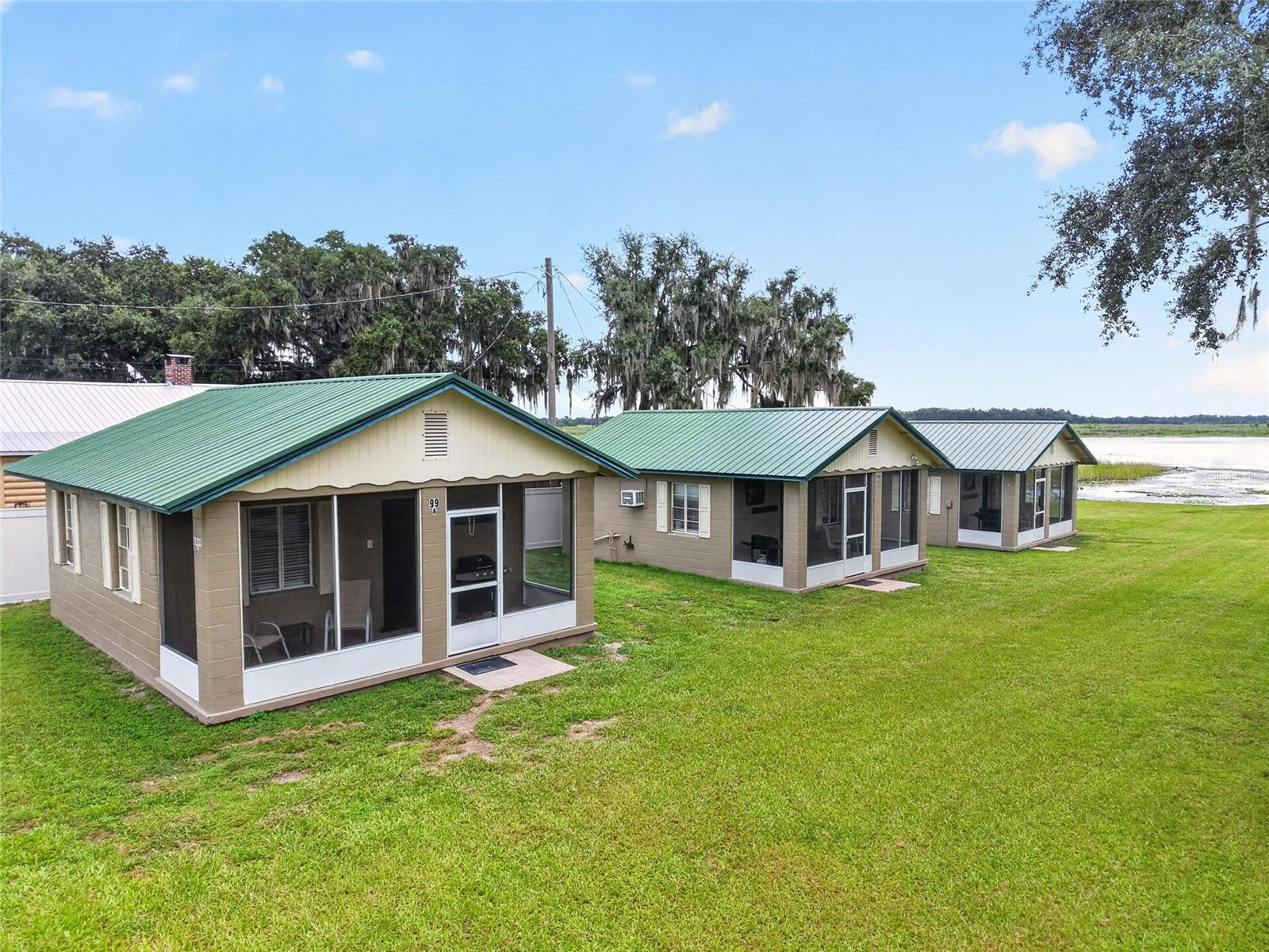 2489 N Lakefront Dr Property Photo 15