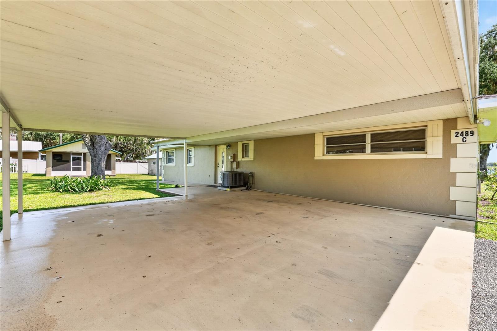 2489 N Lakefront Dr Property Photo 18