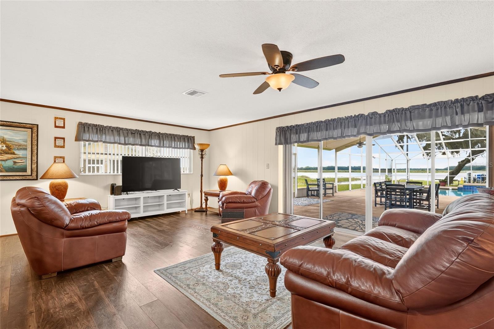 2489 N Lakefront Dr Property Photo 25