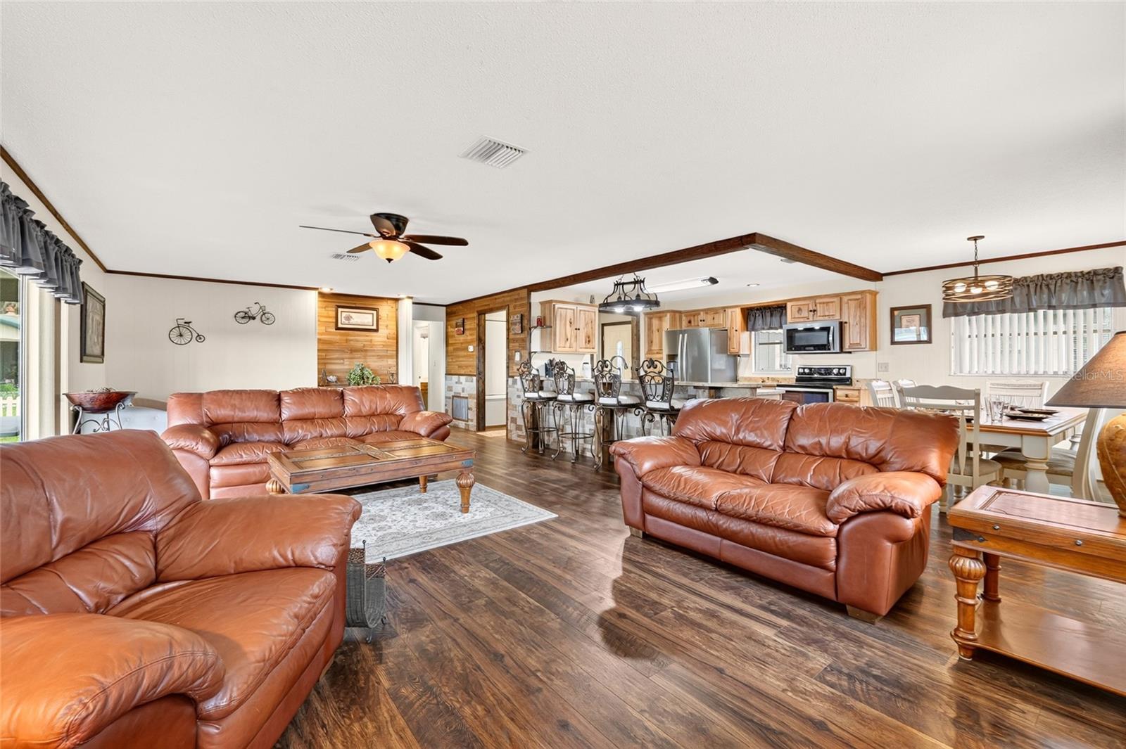 2489 N Lakefront Dr Property Photo 27