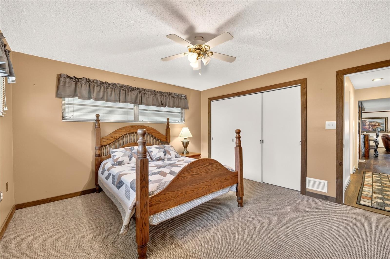 2489 N Lakefront Dr Property Photo 43